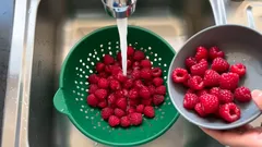 7 saker du absolut inte ska spola ner i diskhon